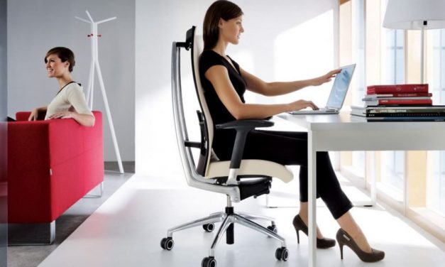 Sitting pretty? Why an ergonomic chair is vital in the office!